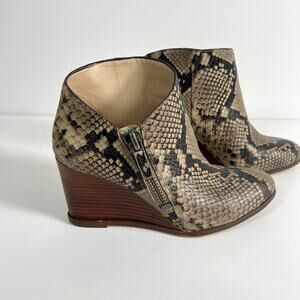 1. State Kaleb Wedge Roccia Beige Snake Ankle Bootie Wedge Designer Boot Size 6